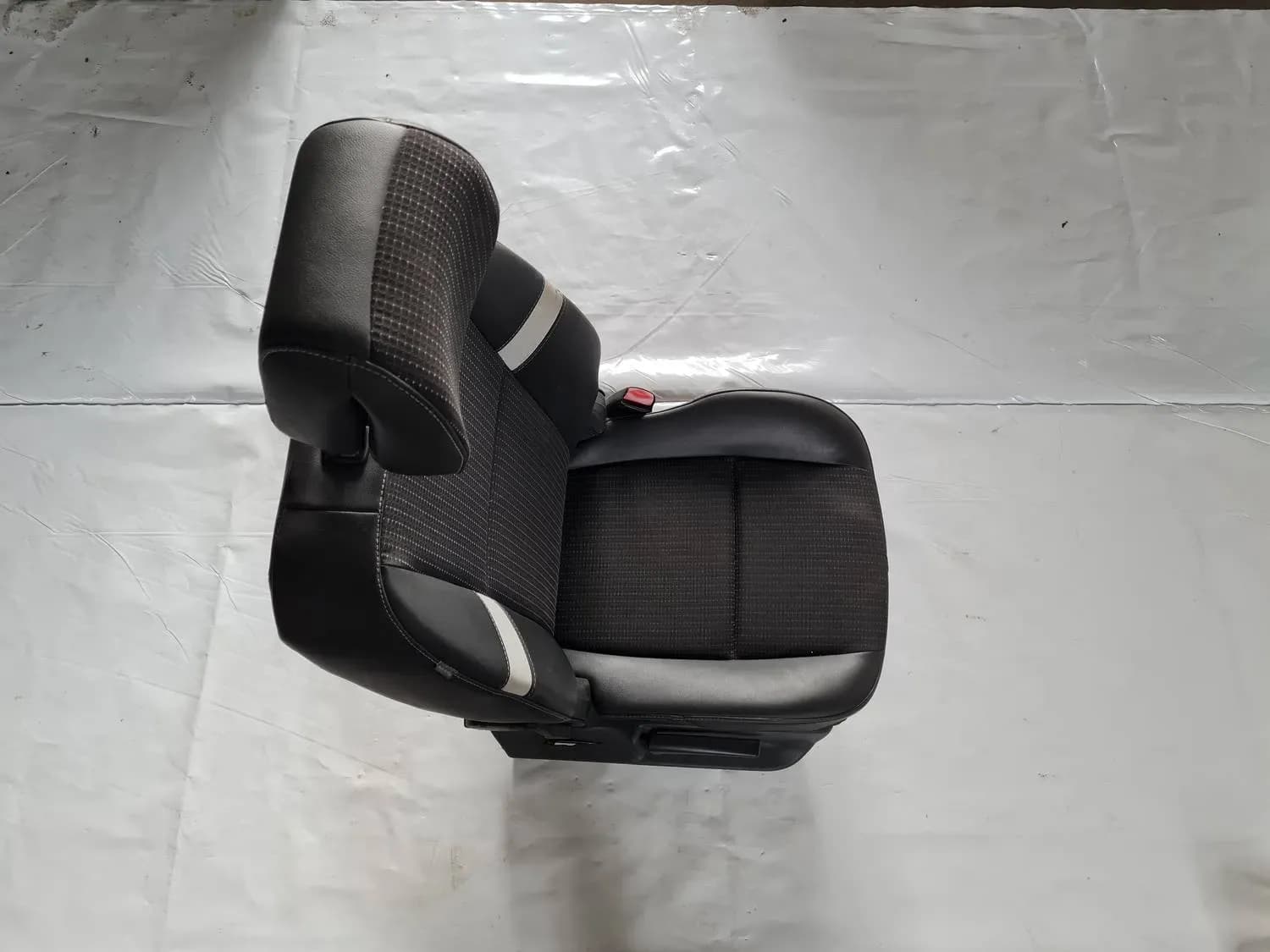 Siège avant droit RENAULT SCENIC III 2011 - foto 1