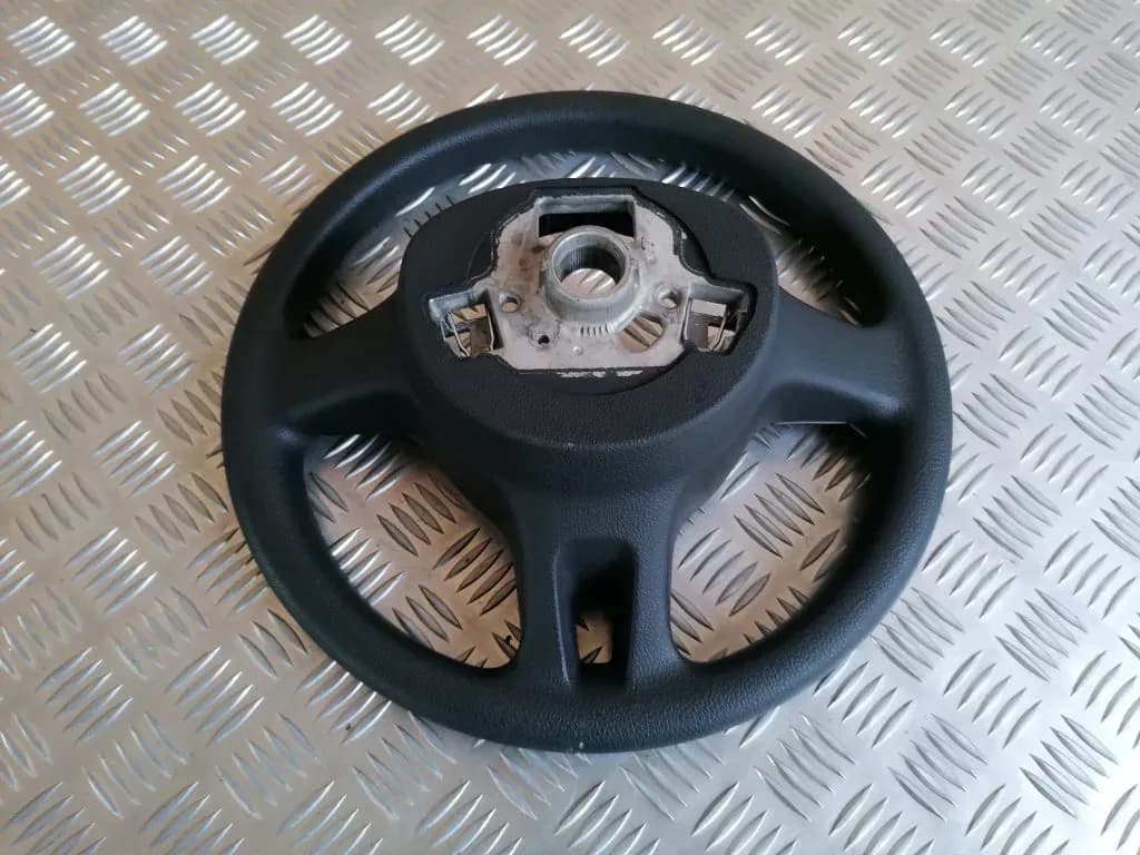 Diriger VW POLO 2011 - foto 5