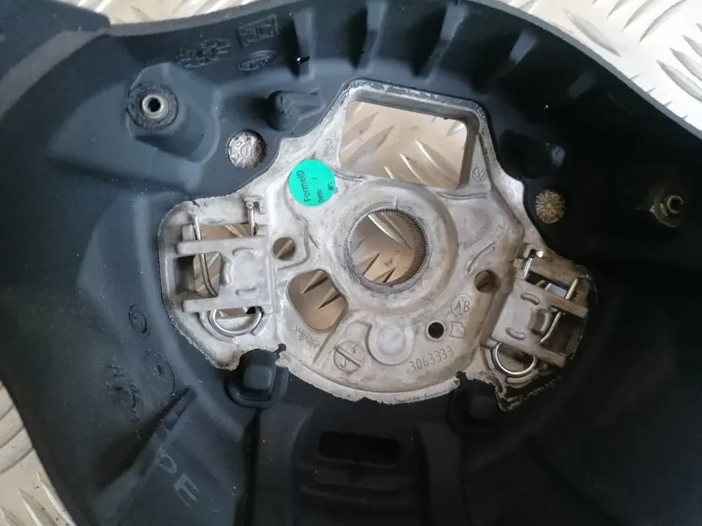 Diriger VW POLO 2011 - foto 3