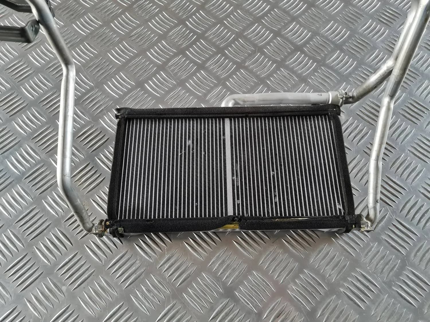 Radiateur du système de chauffage AUDI A6 2008 - foto 3