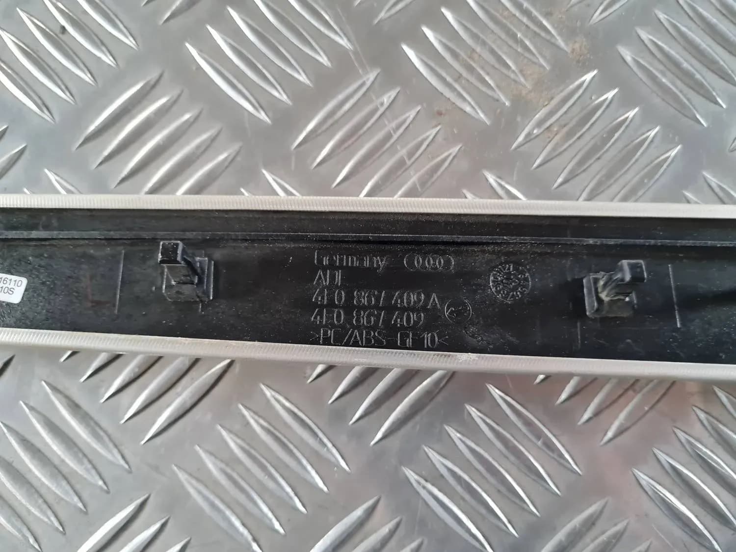 Panneaux de garniture de porte AUDI A6 2008 - foto 4