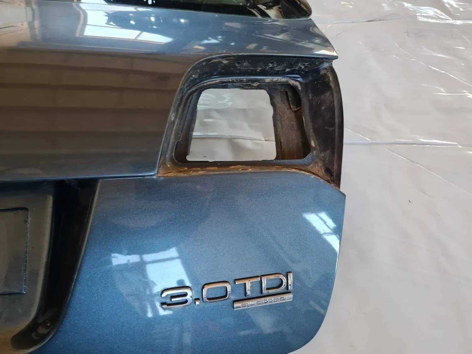 Couvercle de coffre AUDI A6 2008 - foto 7