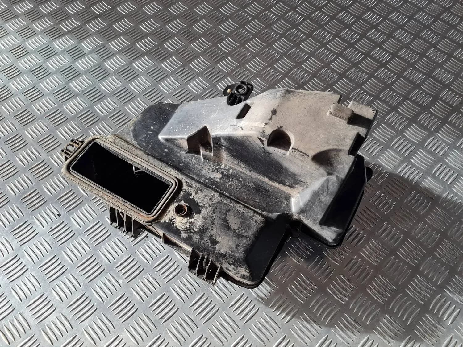 Boîtier de fusibles AUDI A6 2008 - foto 3