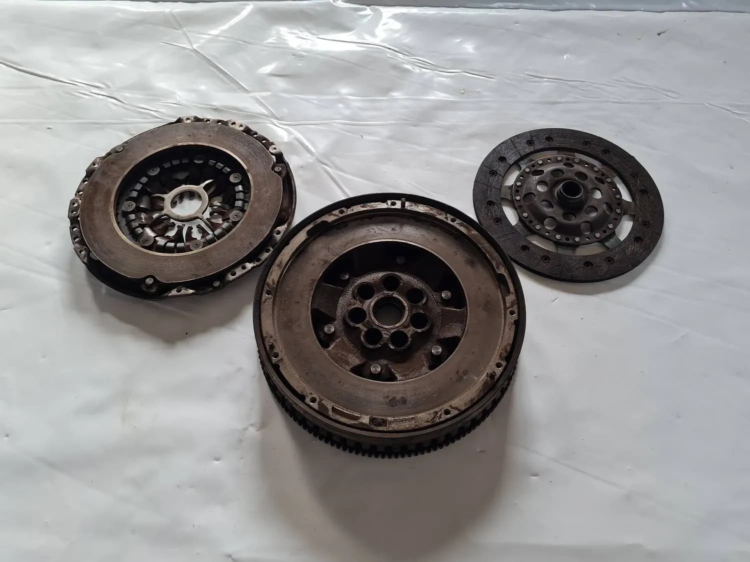 Kit d'embrayage RENAULT SCENIC III 2011