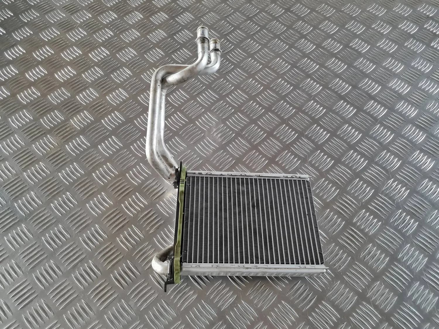 Radiateur du système de chauffage RENAULT SCENIC III 2011 - foto 1