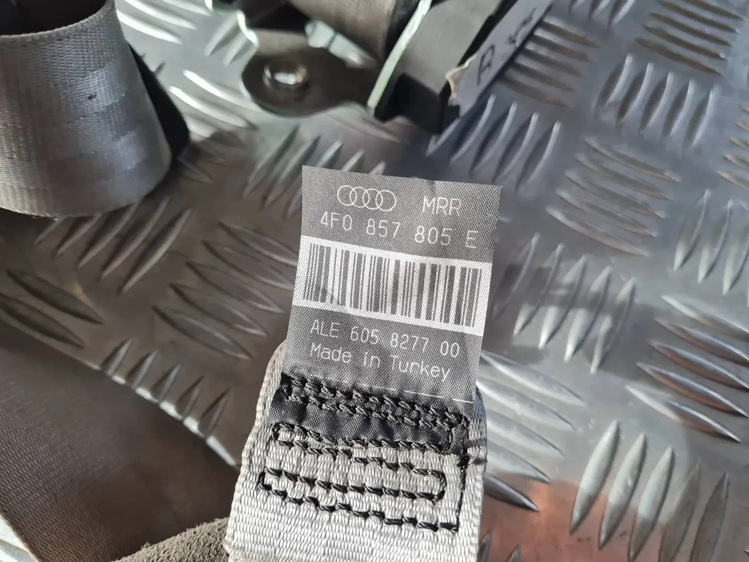 Ceinture de sécurité arrière droite AUDI A6 2008 - foto 2