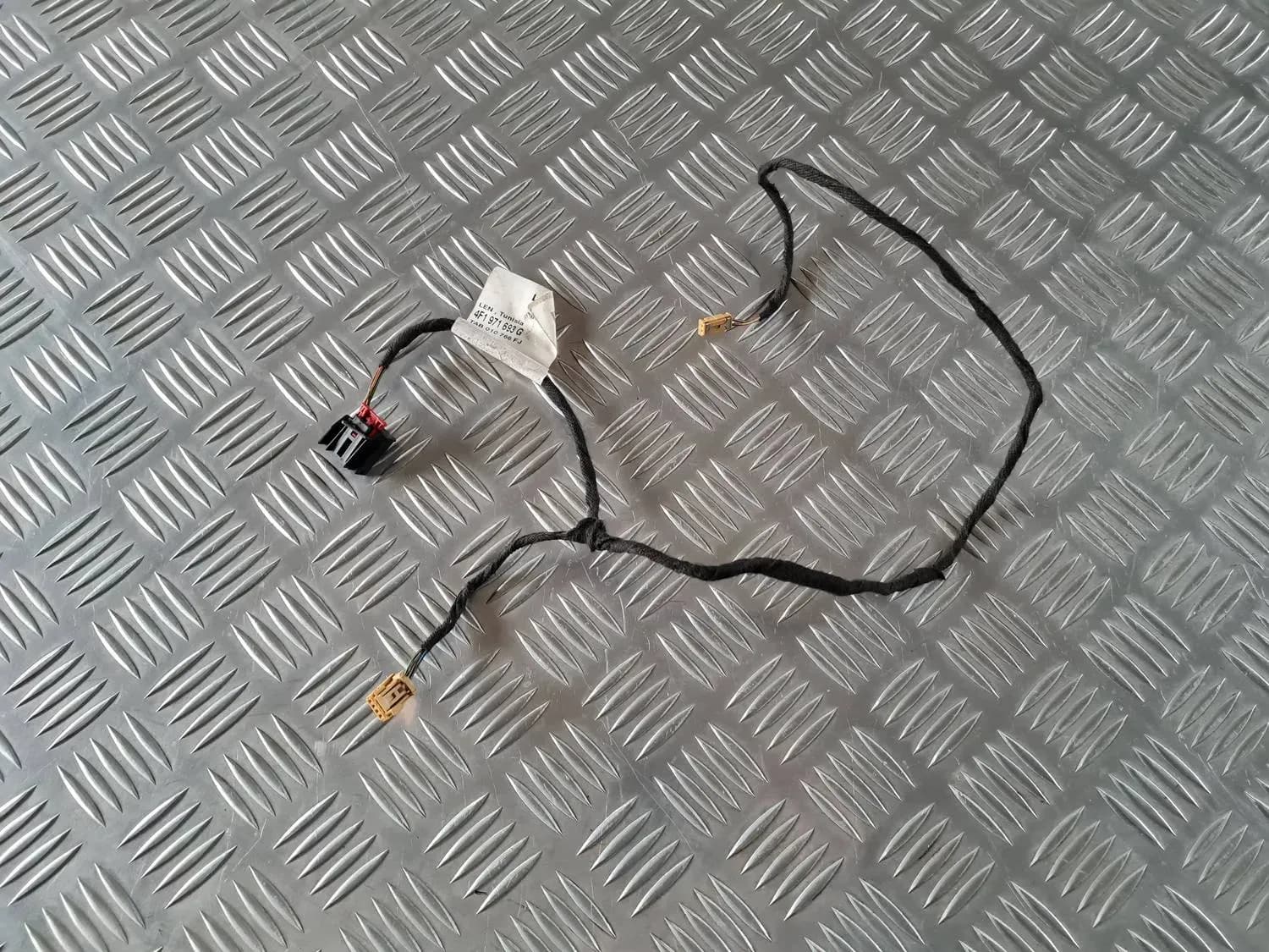 Câblage de commande du chauffage de cabine AUDI A6 2008