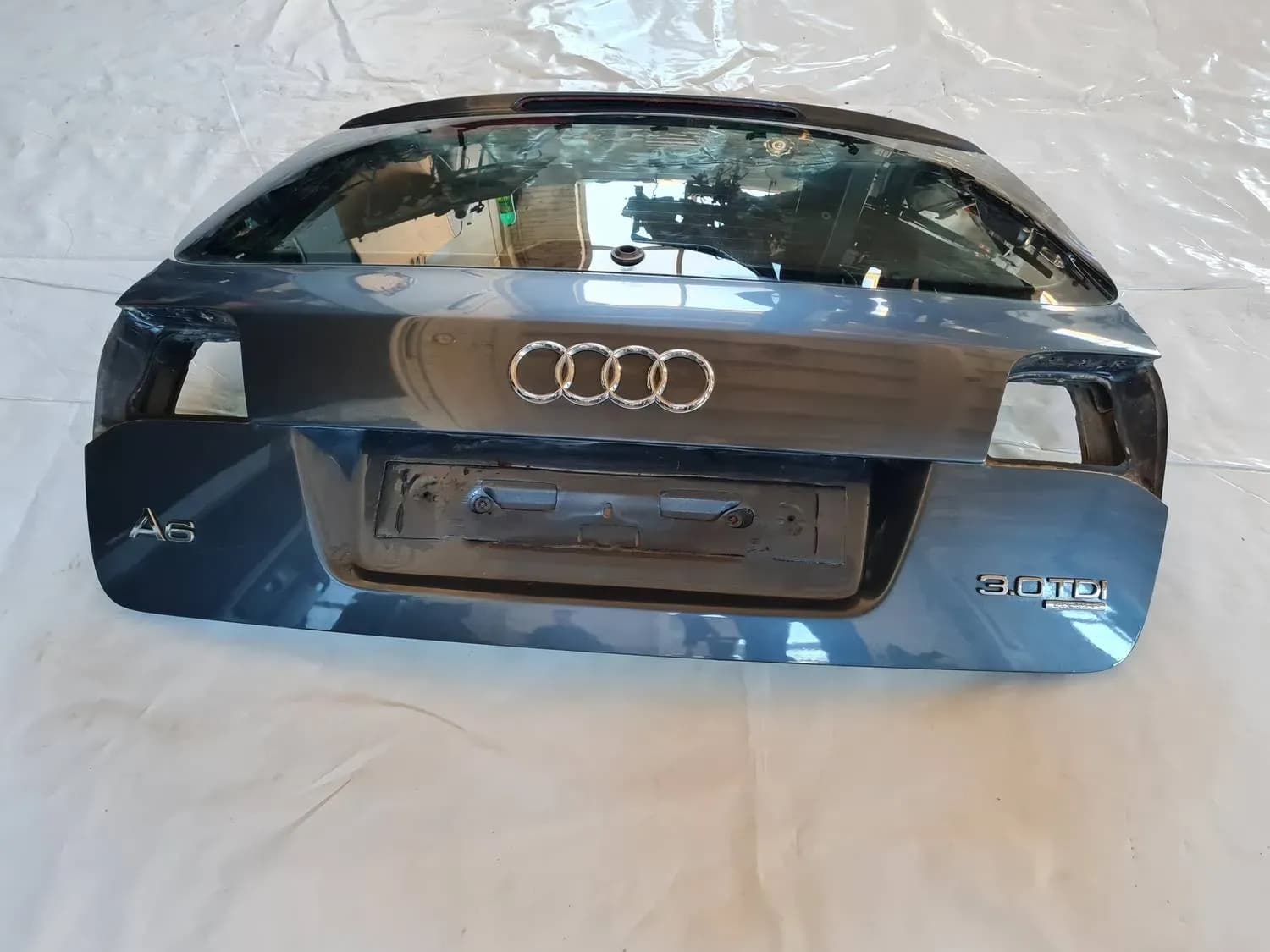 Couvercle de coffre AUDI A6 2008 - foto 3