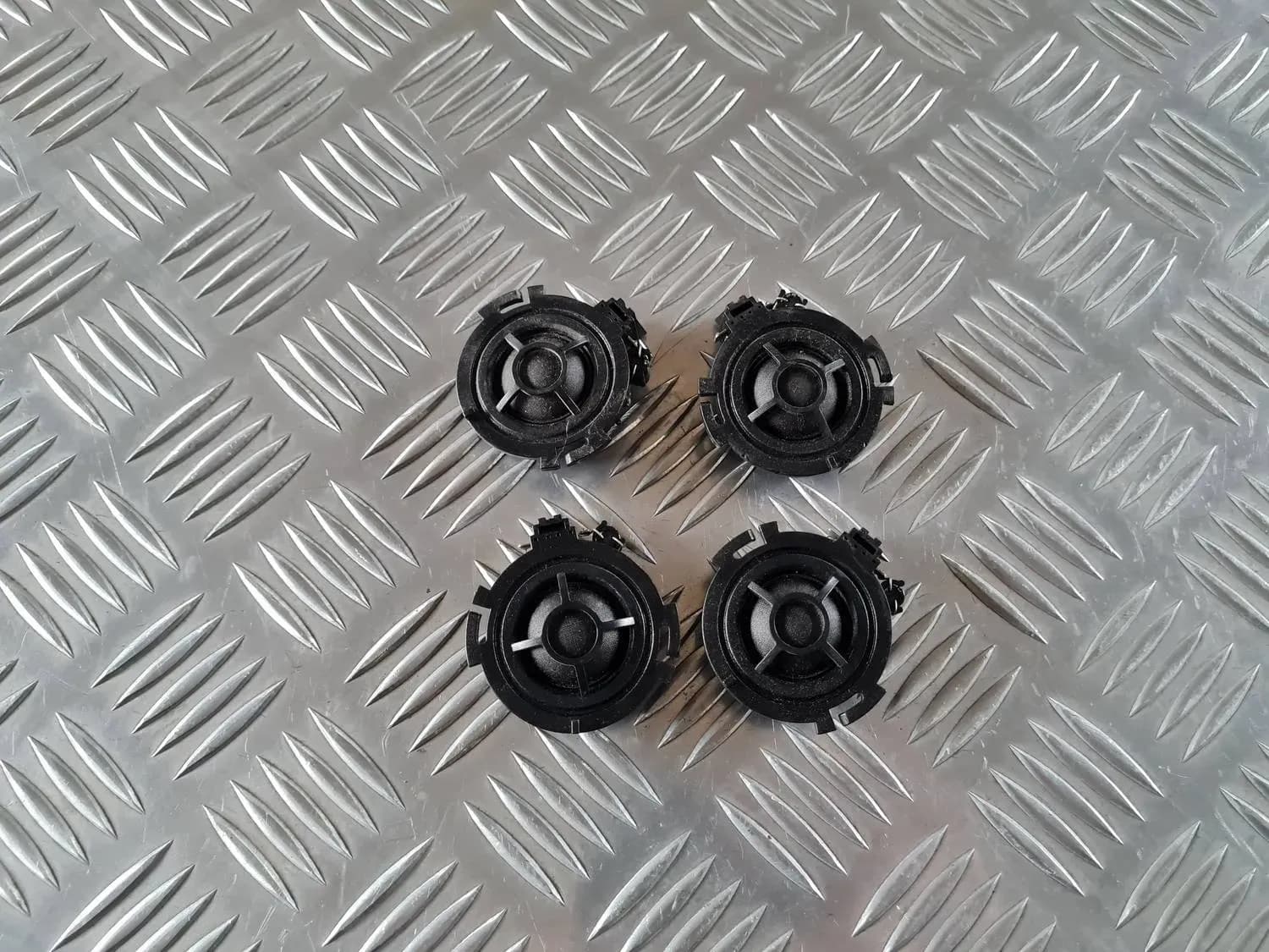 Haut-parleur de porte, supérieur AUDI A6 2008 - foto 1