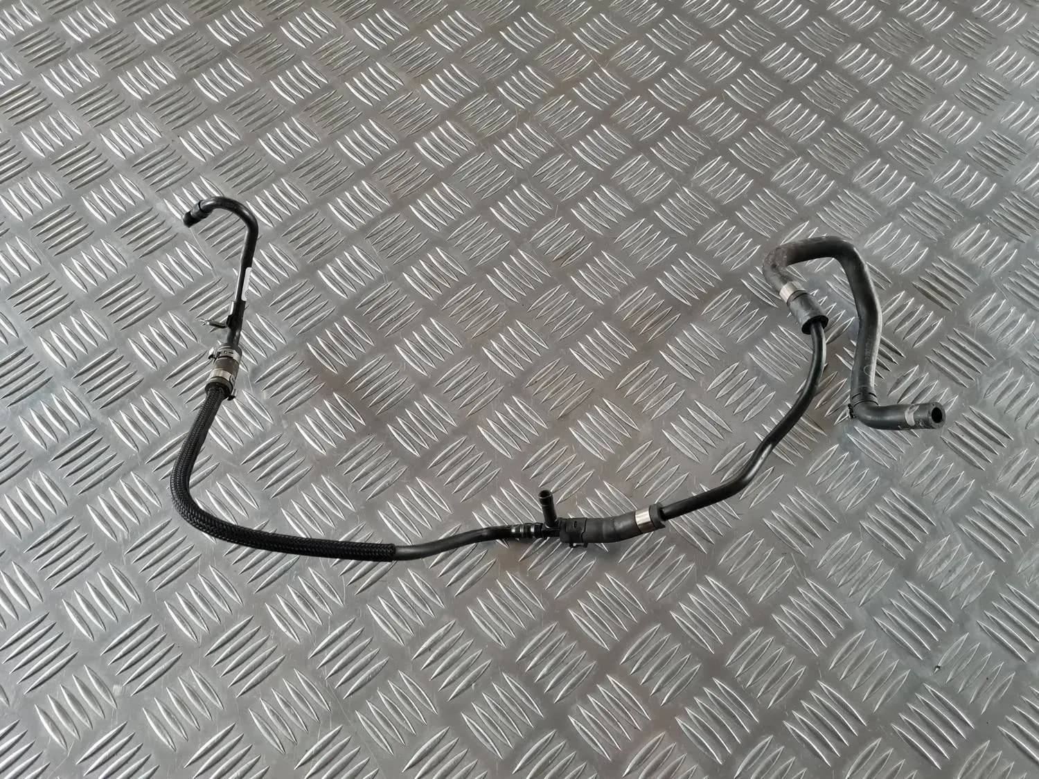 Tuyau de refroidissement AUDI A6 2008 - foto 1