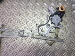 Mécanisme de levage du pare-brise avant gauche TOYOTA COROLLA VERSO 2008