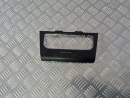 Cadre décoratif pour le tableau de bord VW GOLF 6 2011