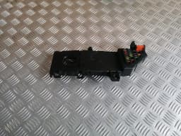 Bloc de fusibles SAAB 9-3 2002