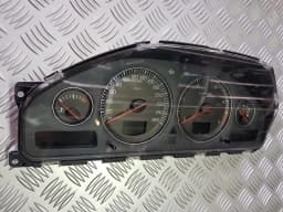 Compteur de vitesse VOLVO V70 2002 SILVER