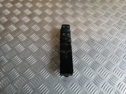 Boutons du commutateur de la porte du conducteur SAAB 9-3 2002
