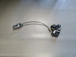 Serrure de la porte avant droite TOYOTA HILUX 2009