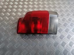 Feu arrière droit VOLVO V70 2004