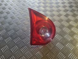Lampe du couvercle de coffre gauche VW GOLF 5 2004
