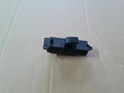 Bouton de levage du verre MAZDA 3 2007