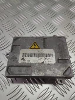 Unité de commande des xénons AUDI A4 2005
