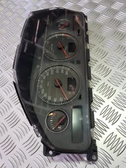 Compteur de vitesse VOLVO XC70 2004