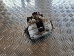 Etrier avant droit VOLVO S60 2008