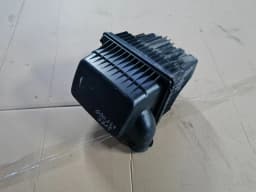 Boîtier du filtre à air PEUGEOT 307 2003