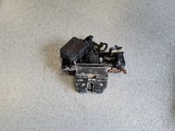 Verrouillage du couvercle du coffre VOLVO V70 2000