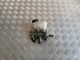 Maître-cylindre de l'amplificateur de freinage VOLVO S80 2004