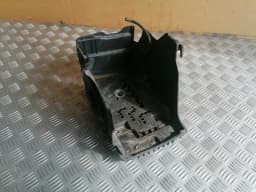 Boîtier de montage de la batterie VOLVO V70 2009